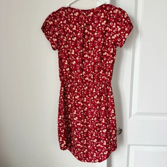 Kimchee Blue Silky Sabrina Shirt Dress Size Small Red Floral ASO Vampire Diaries - Picture 11 of 16